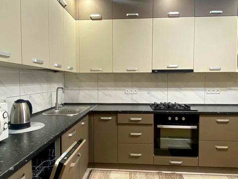 квартира за адресою Миколи Боголюбова вул., 5