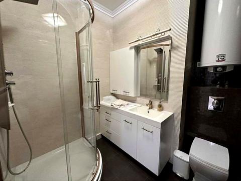 квартира по адресу Литературная ул., 12