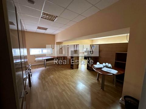 коммерческая по адресу Незалежності бульв. (50 років Жовтня), 55