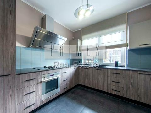 будинок за адресою Київ, Лютнева вул., 58