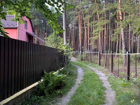 участок по адресу Лісова