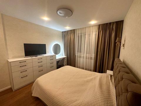 квартира за адресою Воскресенська вул., 18