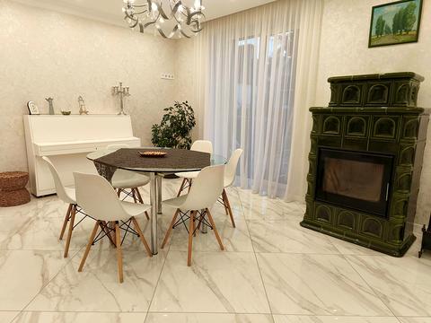 дом по адресу с. Буча, Коновальця