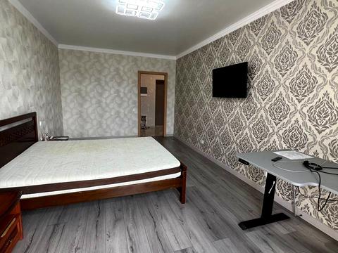 квартира за адресою Микільсько-Слобідська вул., 8