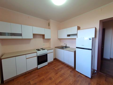 квартира за адресою Миколи Вінграновського вул., 2