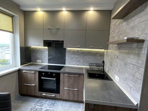 квартира по адресу Червоной Калины просп. (Владимира Маяковского), 17-Г