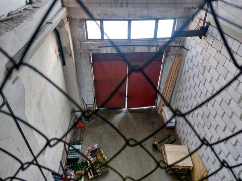 комерційна за адресою Промислова, 11