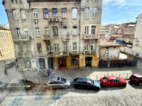квартира за адресою Пантелеймона Куліша вул., 43