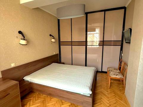 квартира по адресу Ярослава Мудрого ул. (Петровського), 33а