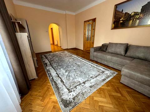квартира за адресою Дмитра Донцова вул., 6