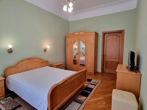 квартира за адресою Заньковецької вул., 6