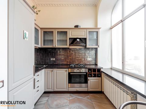 квартира по адресу Андреевский спуск, 2-Б