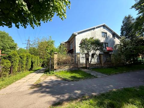 будинок за адресою Запорізька вул., 1