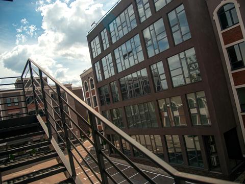 коммерческая по адресу Елены Телиги ул., 6