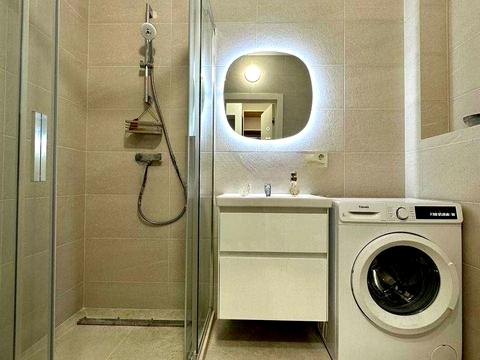 квартира по адресу Салютная ул., 2