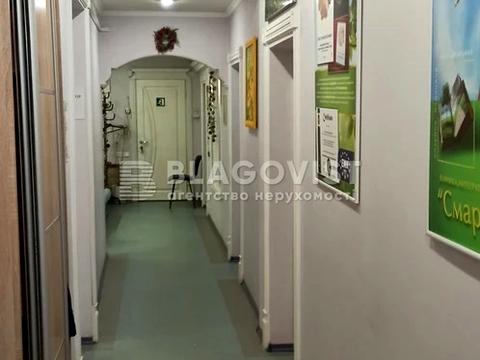 комерційна за адресою Лютеранська вул., 16