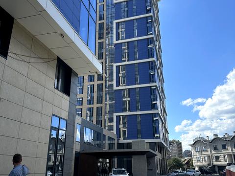 комерційна за адресою Звіринецька вул., 72