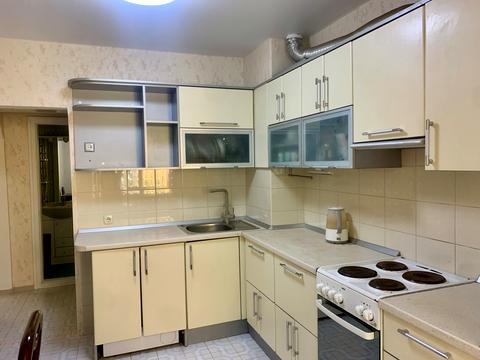квартира за адресою Парусна вул. (Героїв Сталінграду), 8