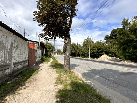комерційна за адресою Івана Гонти вул., 16/1