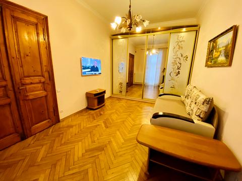 квартира по адресу Поповича ул., 7
