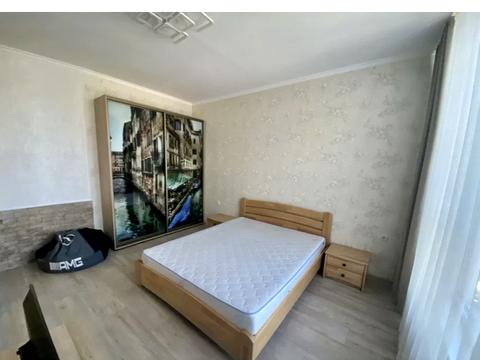 квартира за адресою Новоберегова вул., 12-А