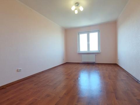 квартира за адресою Миколи Вінграновського вул., 2
