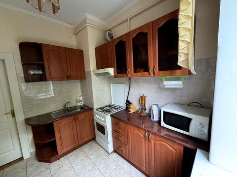 квартира за адресою Олександра Довженка вул., 8