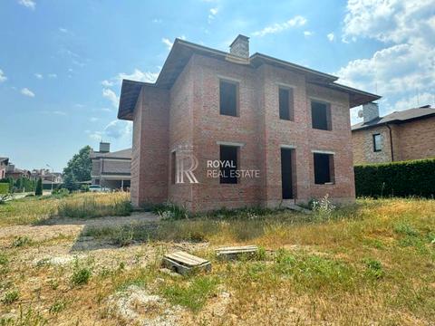 дом по адресу с. Романков, молодіжна