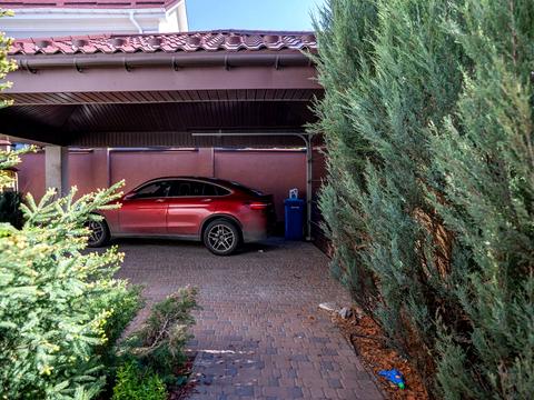 дом по адресу с. Петропавловская борщаговка, Прорізна, 38