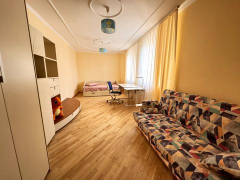 будинок за адресою Винники, Івасюка вул.