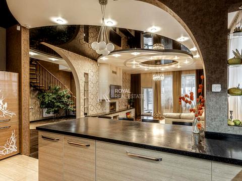 будинок за адресою Орхідейна