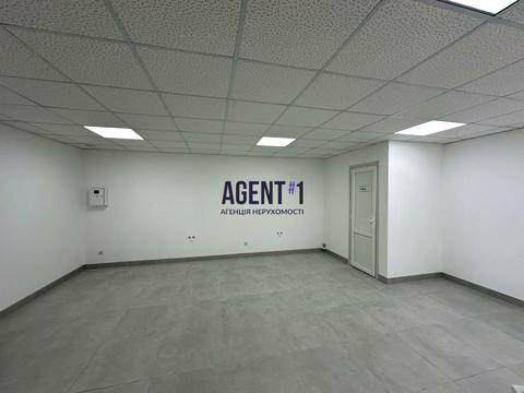 комерційна за адресою Миру вул., 11-А