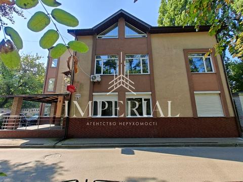 коммерческая по адресу Елены Телиги ул., 5