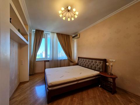 квартира по адресу Владимира Ивасюка просп. (Героїв Сталінграду), 8