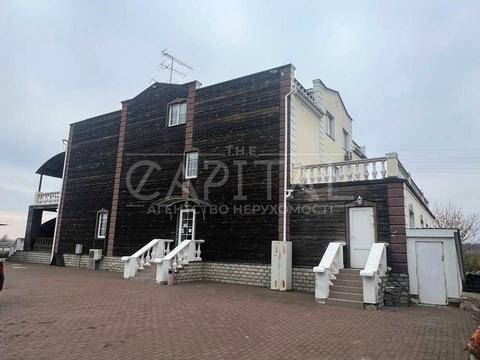 комерційна за адресою Бориспільський, 1