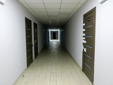 комерційна за адресою майдан Незалежності пл., 2