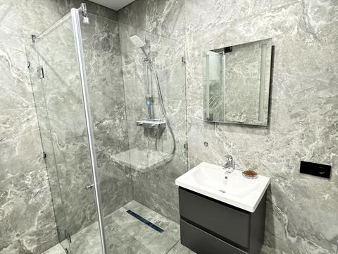 квартира по адресу Олександра Олеся ул., 5