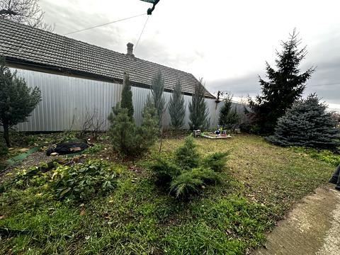 будинок за адресою смт. Овідіополь, Євгена Колісниченка вул.