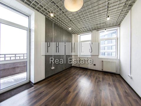 комерційна за адресою Лесі Українки бульв., 7-А