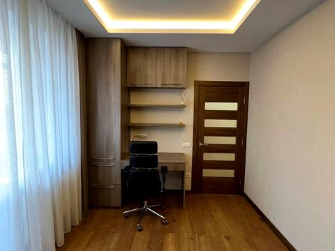 квартира за адресою Жасминова вул., 5б