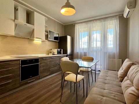 квартира за адресою Деміївська вул., 14