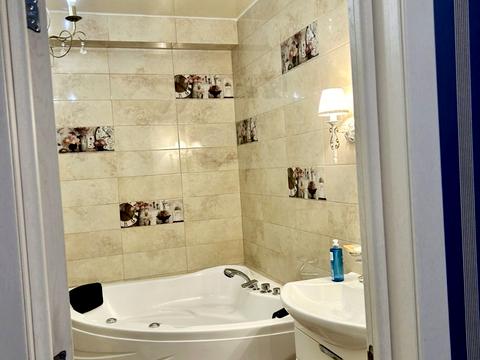 квартира за адресою В'ячеслава Чорновола вул., 27