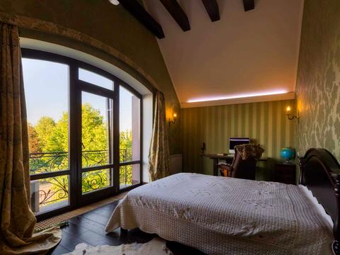 будинок за адресою Дніпровська, 28