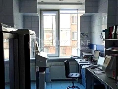 коммерческая по адресу Почайнинская ул., 70