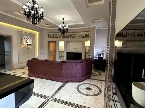 квартира за адресою Зоряний бульв., 1