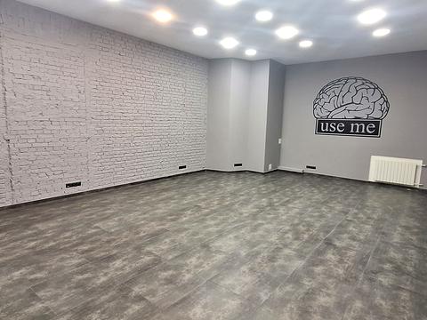 комерційна за адресою Академіка Богомольця вул., 5