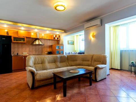 квартира за адресою Бориса Гмирі вул., 9-В