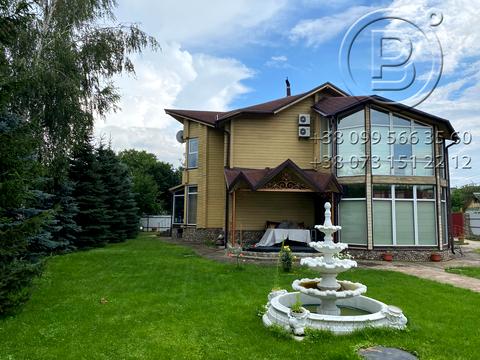 будинок за адресою Синьоозерна вул.