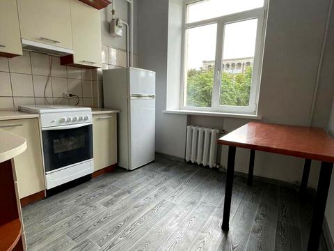 квартира за адресою Дмитра Яворницького просп. (Карла Маркса), 46