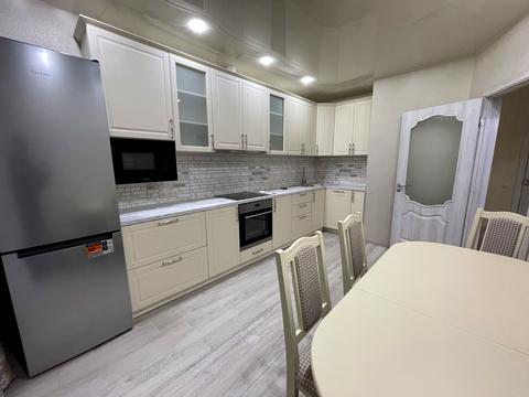 квартира за адресою Дніпровська набережна вул., 20-А